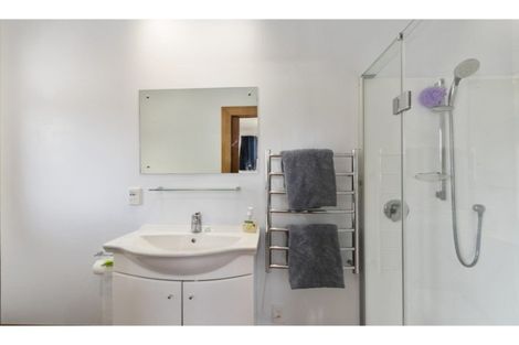 Photo of property in 22 Burnside Street, Waterloo, Lower Hutt, 5011