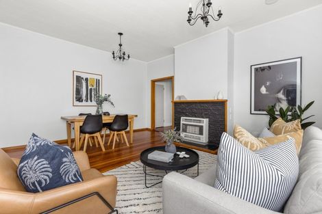 Photo of property in 107 Grays Road, Saint Leonards, Hastings, 4120