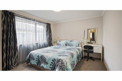 Photo of property in 23 Deloraine Street, Somerfield, Christchurch, 8024