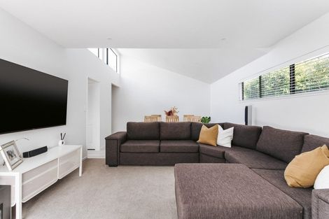 Photo of property in 1 Douglas Place, Papamoa Beach, Papamoa, 3118