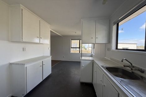 Photo of property in 5a Cherry Tree Place, Massey, Auckland, 0614