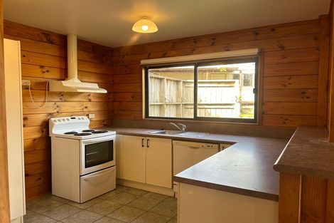 Photo of property in 14 Yeoman Place, Howick, Auckland, 2014