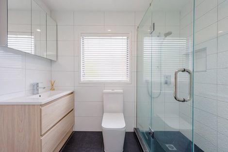 Photo of property in 44 Bayside Drive, Browns Bay, Auckland, 0630