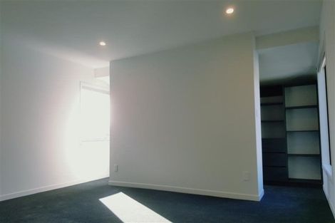 Photo of property in 8 Newport Place, Forrest Hill, Auckland, 0620