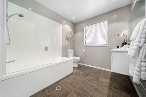 Photo of property in 22b Harrys Close, Arthurs Point, Queenstown, 9371