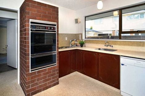Photo of property in 1/10 Rembrandt Place, Burnside, Christchurch, 8053
