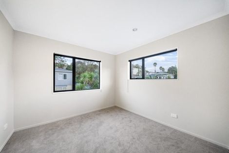 Photo of property in 19a Kelwyn Road, Kelston, Auckland, 0602