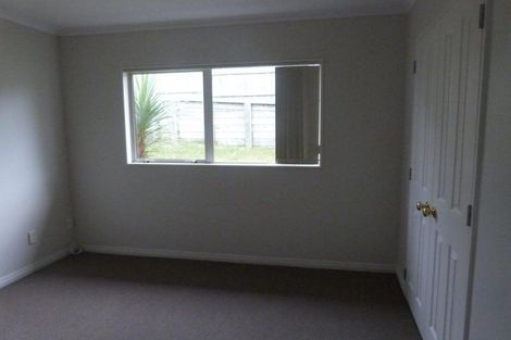 Photo of property in 25 Arlose Place, Westgate, Auckland, 0614
