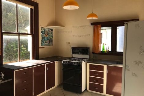 Photo of property in 18 Talavera Terrace, Kelburn, Wellington, 6012