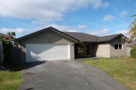 Photo of property in 25 Arlose Place, Westgate, Auckland, 0614
