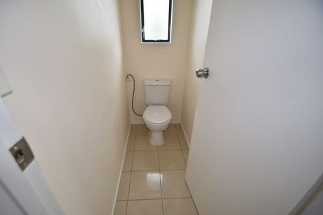 Photo of property in 1/14 Hatherley Place, Clendon Park, Auckland, 2103