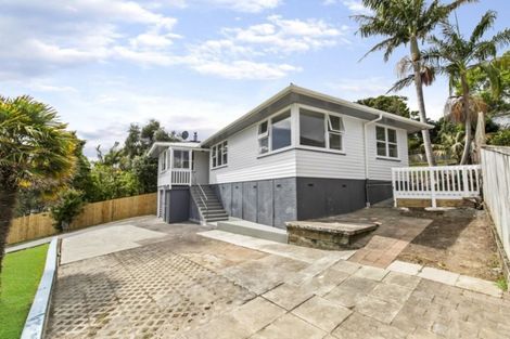 Photo of property in 68 Selwyn Crescent, Forrest Hill, Auckland, 0620