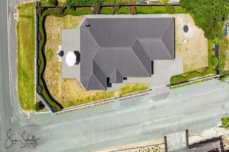 Photo of property in 18 Pahi Road, Paparoa, 0571