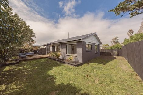 Photo of property in 1/142 Pine Avenue, South New Brighton, Christchurch, 8062