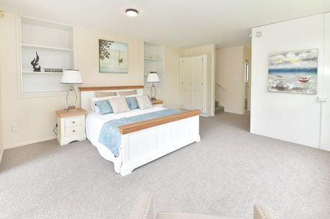 Photo of property in 73 Arran Road, Browns Bay, Auckland, 0630