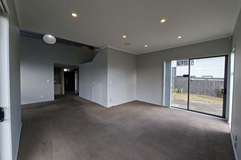 Photo of property in 5 Hirimate Place, Flat Bush, Auckland, 2019
