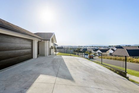 Photo of property in 38 Rose Berry Crescent, Flagstaff, Hamilton, 3210