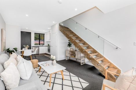 Photo of property in 12/20 Trent Street, Island Bay, Wellington, 6023