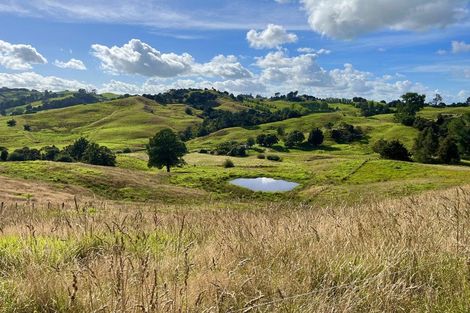 Photo of property in 118 Paparoa Station Road, Paparoa, 0571