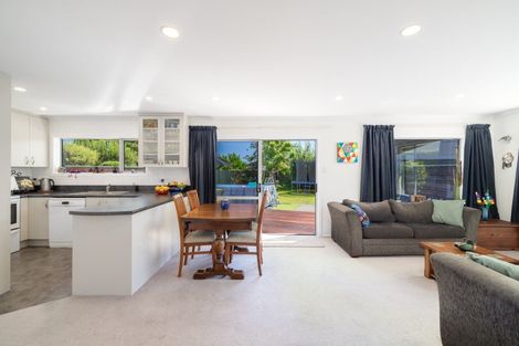 Photo of property in 105 Lowry Avenue, Redwood, Christchurch, 8051