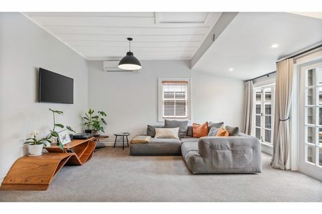 Photo of property in 437 West Coast Road, Glen Eden, Auckland, 0602