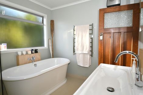 Photo of property in 6 Kendale Drive, Leigh, 0985