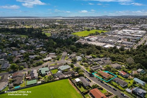 Photo of property in 59 Spence Road, Henderson, Auckland, 0612