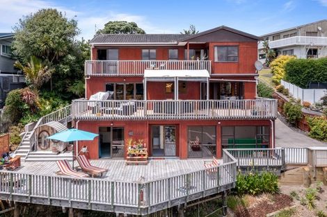 Photo of property in 24 Danbury Drive, Torbay, Auckland, 0630