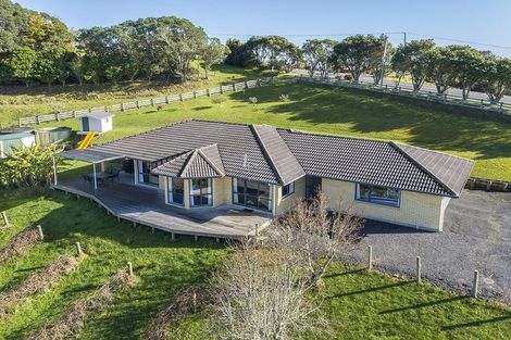 Photo of property in 128 Spur Road, Stillwater, Silverdale, 0993