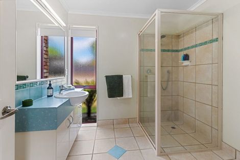 Photo of property in 101 Te Wharau Drive, Greenhithe, Auckland, 0632