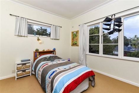 Photo of property in 211 Lake Road, Belmont, Auckland, 0622