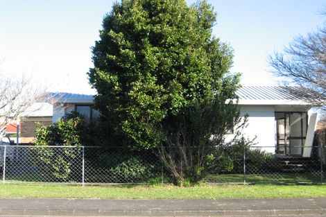 Photo of property in 2/27 Scott Road, Papakura, 2110