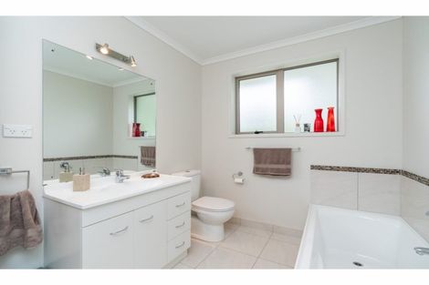 Photo of property in 17 Kedge Drive, Mangawhai, 0505