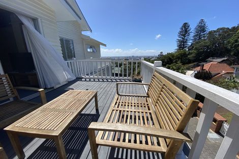 Photo of property in 3 Hillside Crescent North, Leigh, Auckland, 0985