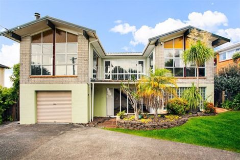 Photo of property in 239 Royal Road, Massey, Auckland, 0614