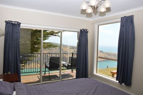 Photo of property in 64 View Hill Road, Little Akaloa, 7583