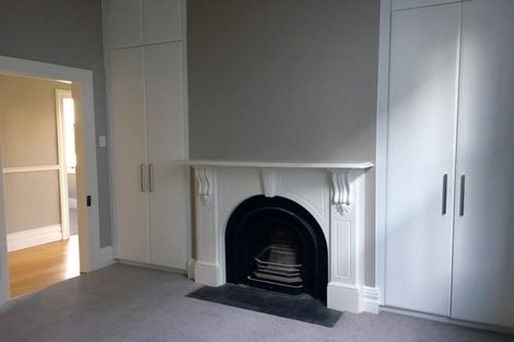 Photo of property in 1/2 Milton Road, Northcote Point, Auckland, 0627