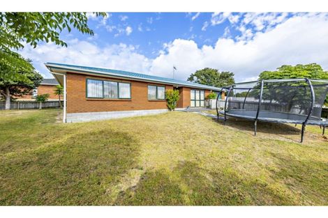 Photo of property in 2 Belinda Avenue, Flat Bush, Auckland, 2023