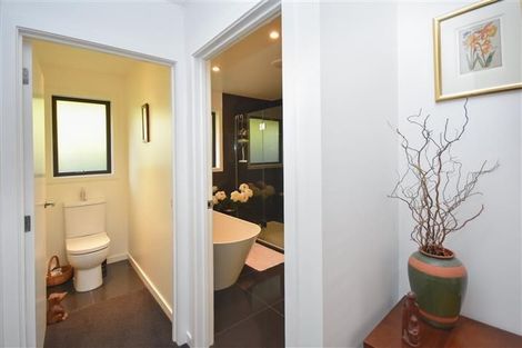 Photo of property in 201 Wingatui Road, Mosgiel, 9024