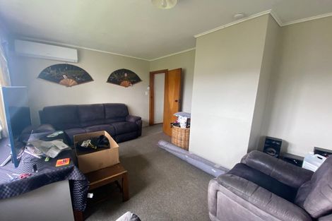 Photo of property in 10 Cheshire Street, Cannons Creek, Porirua, 5024