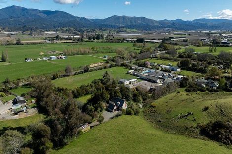 Photo of property in 16 School Road, Lower Moutere, Upper Moutere, 7175