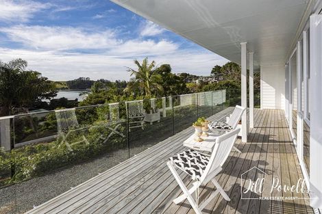 Photo of property in 2 Cliff Street, Pahi, Paparoa, 0571