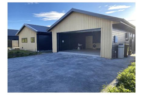 Photo of property in 31 Regent Street, Martinborough, 5711