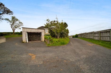 Photo of property in 184 Seaview Road, Westown, New Plymouth, 4310