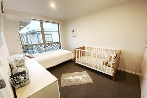 Photo of property in 18 Rangihina Road, Hobsonville, Auckland, 0616