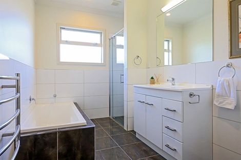 Photo of property in 4 Pukaki Place, Poraiti, Napier, 4112