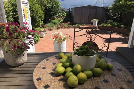 Photo of property in 39a Selwyn Street, Tauranga, 3110