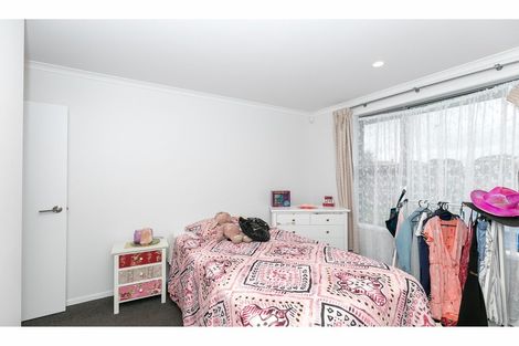 Photo of property in 4 Douglas Crescent, Fairfield, Hamilton, 3214