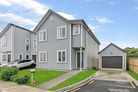 Photo of property in 11 Riroriro Close, Papakura, 2110