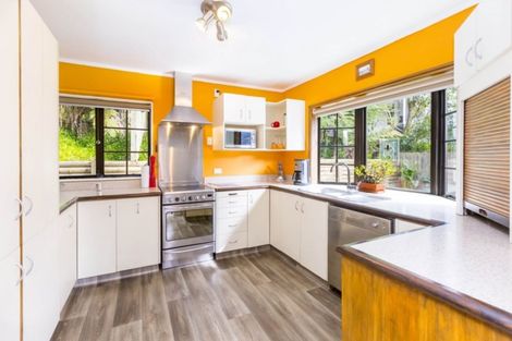 Photo of property in 2/464 Stokes Valley Road, Stokes Valley, Lower Hutt, 5019